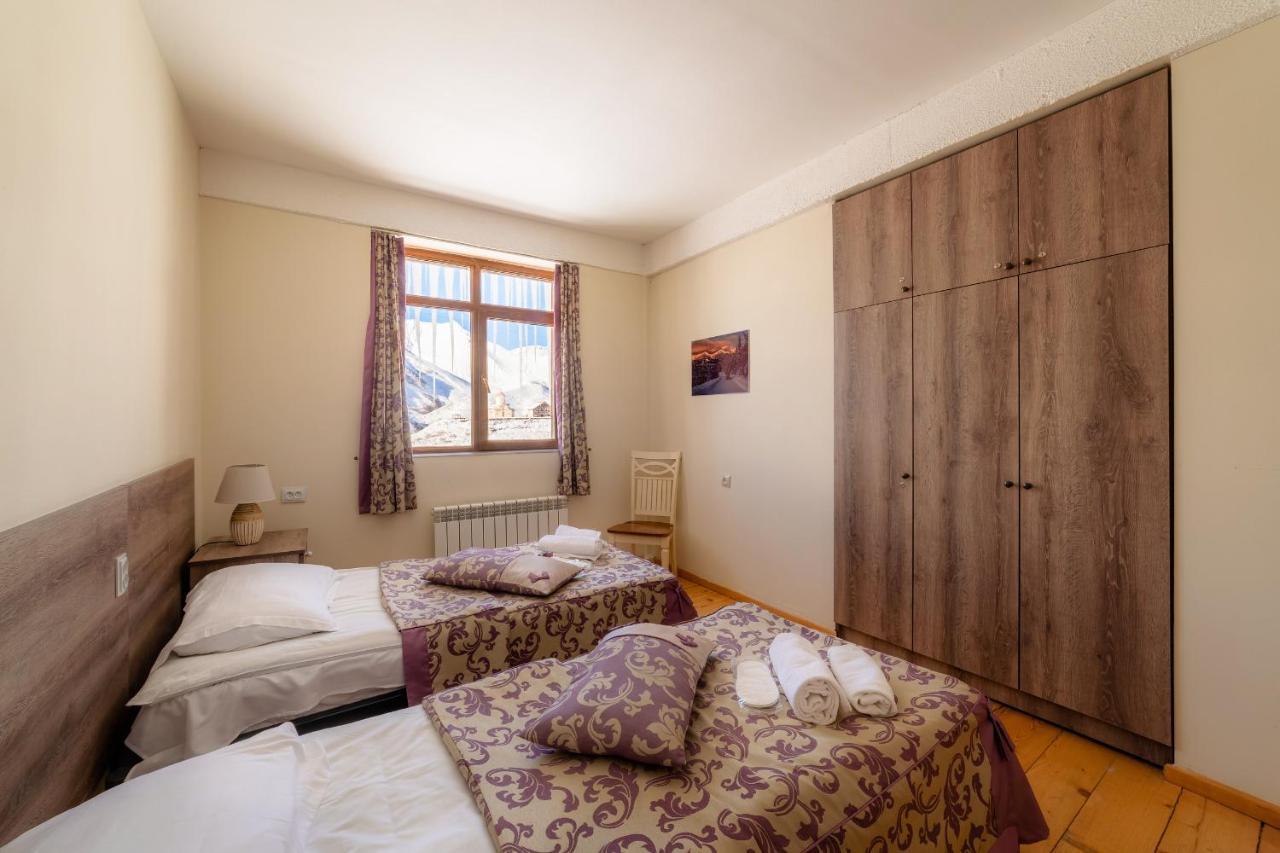 Snow Time Cottage Gudauri Bagian luar foto
